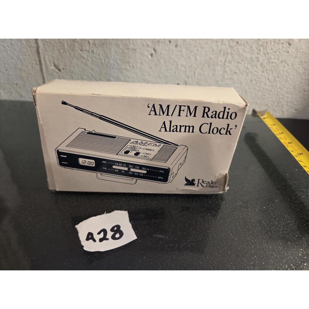 AM FM Radio Alarm Clock | Reader's Digest - Promo Item